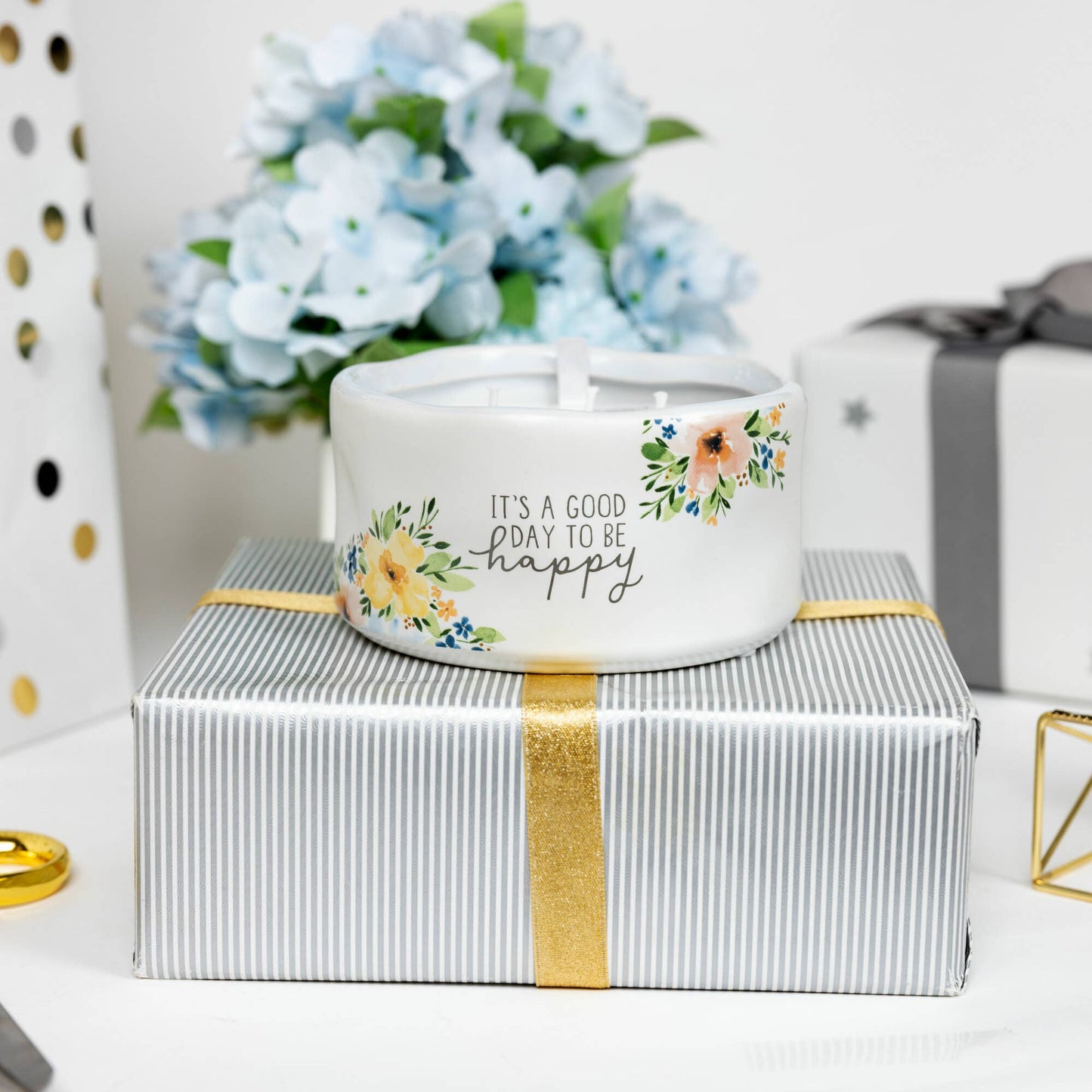 Happy Reveal Candle