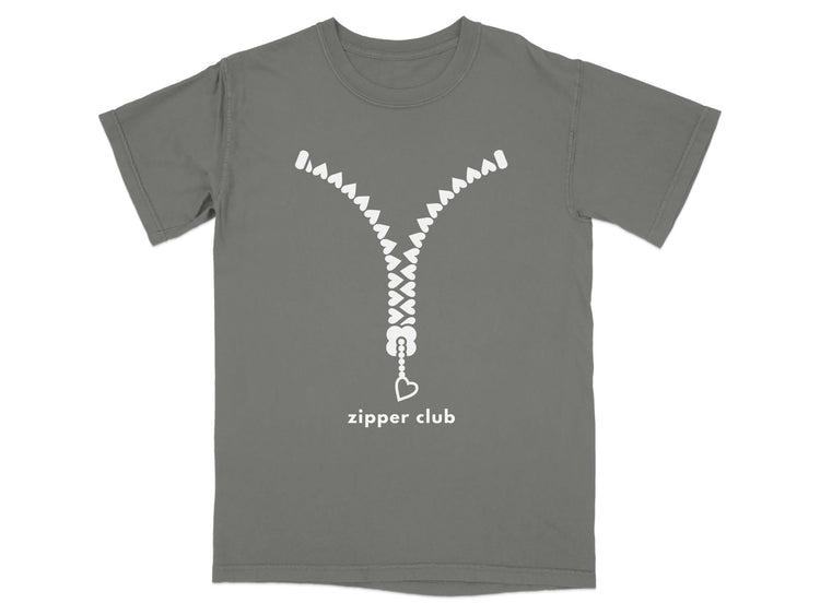 Gray t-shirt with a white zipper graphic and "zipper club" text.